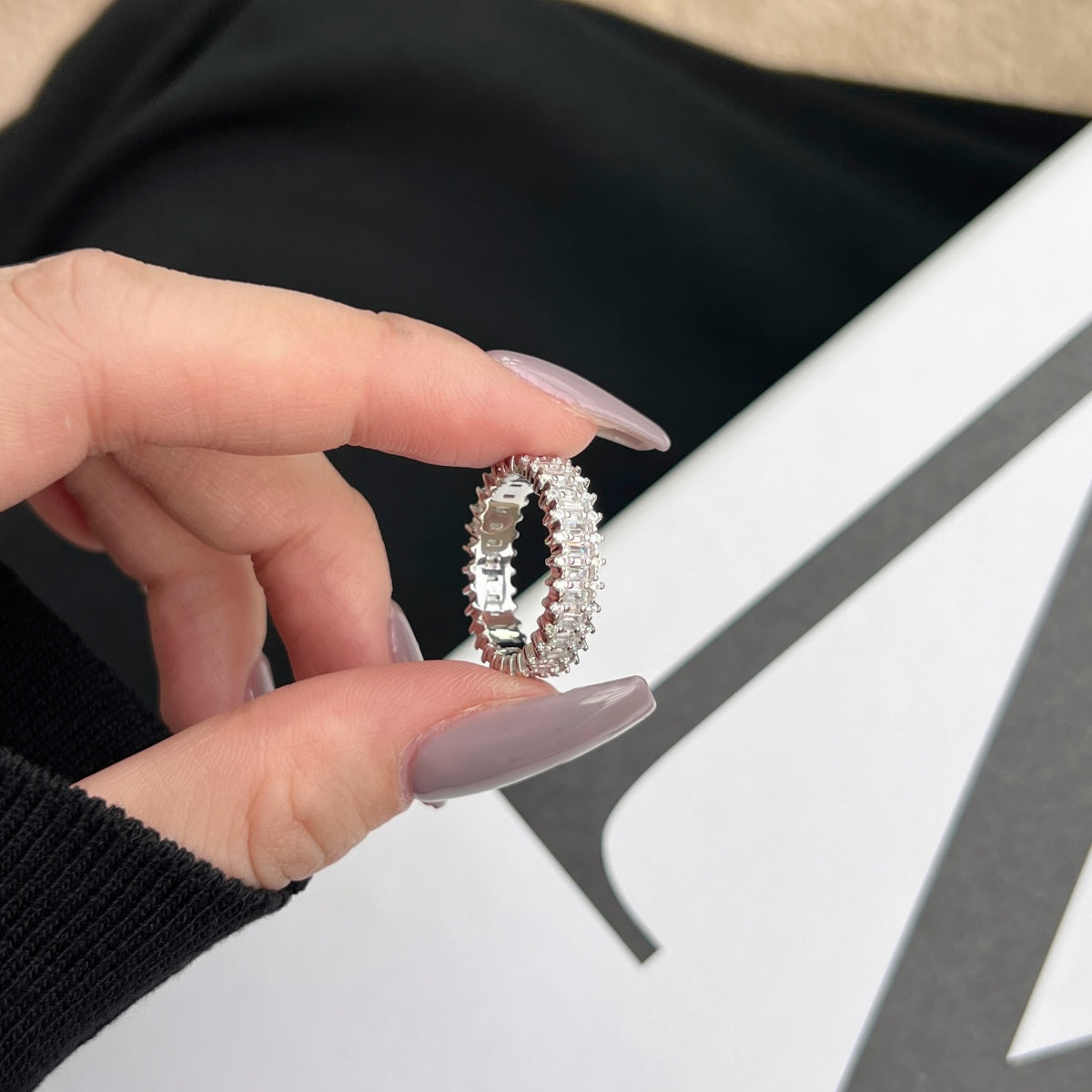 [Love's Uplift]Splashy Ornate Emerald Cut Cocktail Ring