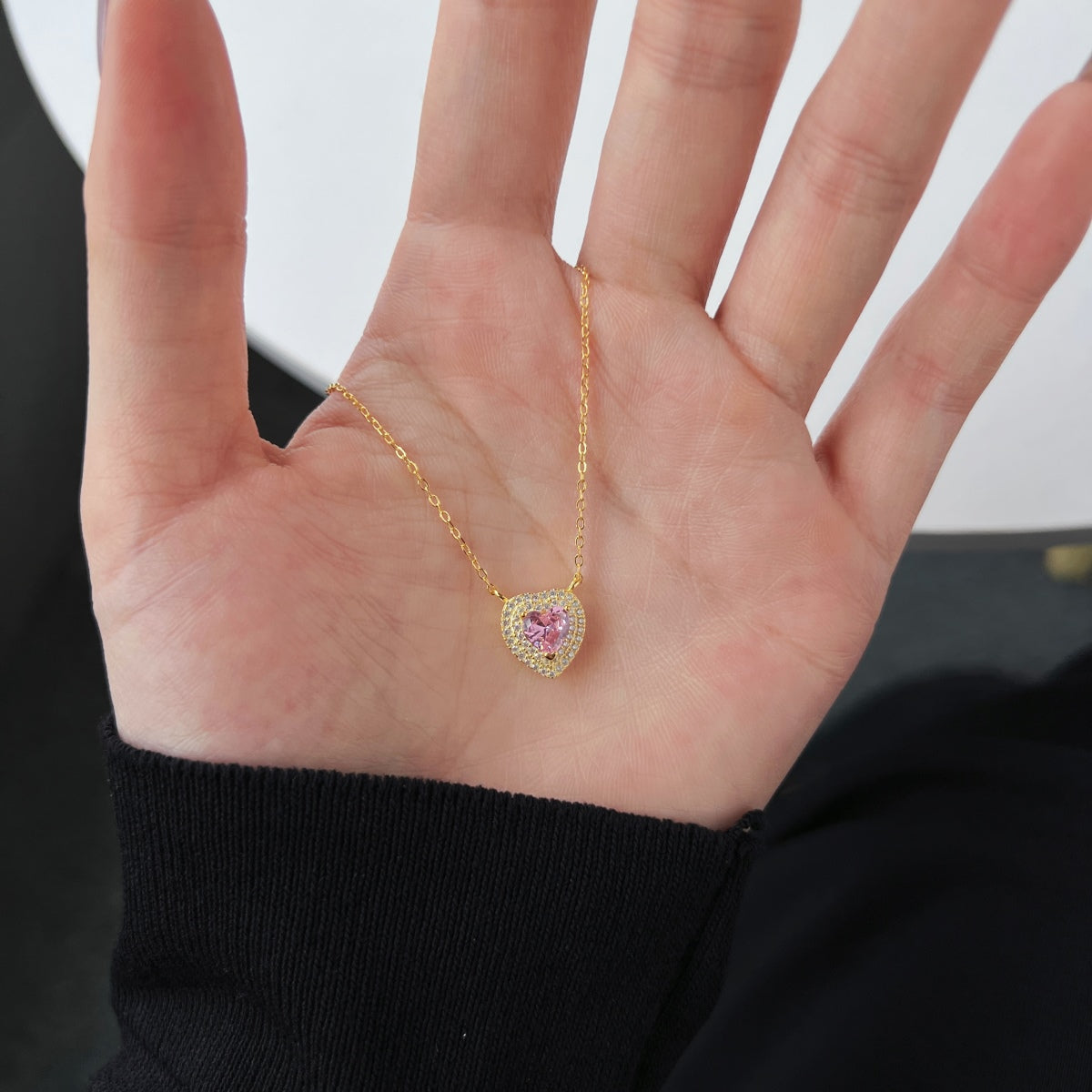 [Love's Uplift]Exquisite Heart Shape Necklace