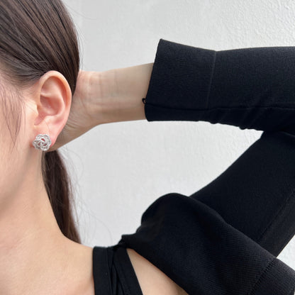 [Love's Uplift]Exquisite Flower Shape Daily Earrings