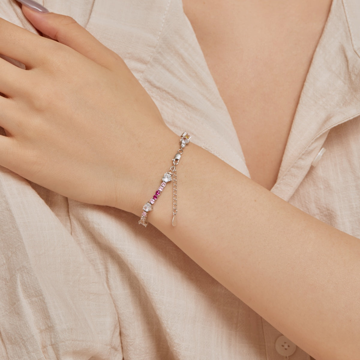 [Love's Uplift]Romantic Heart Shape Round Cut Lover Bracelet