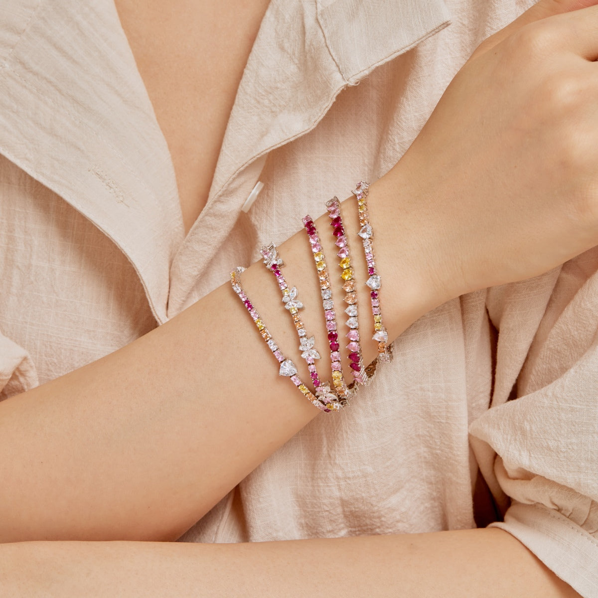 [Love's Uplift]Ornate Colorful Butterfly Shape Round Cut Daily Bracelet