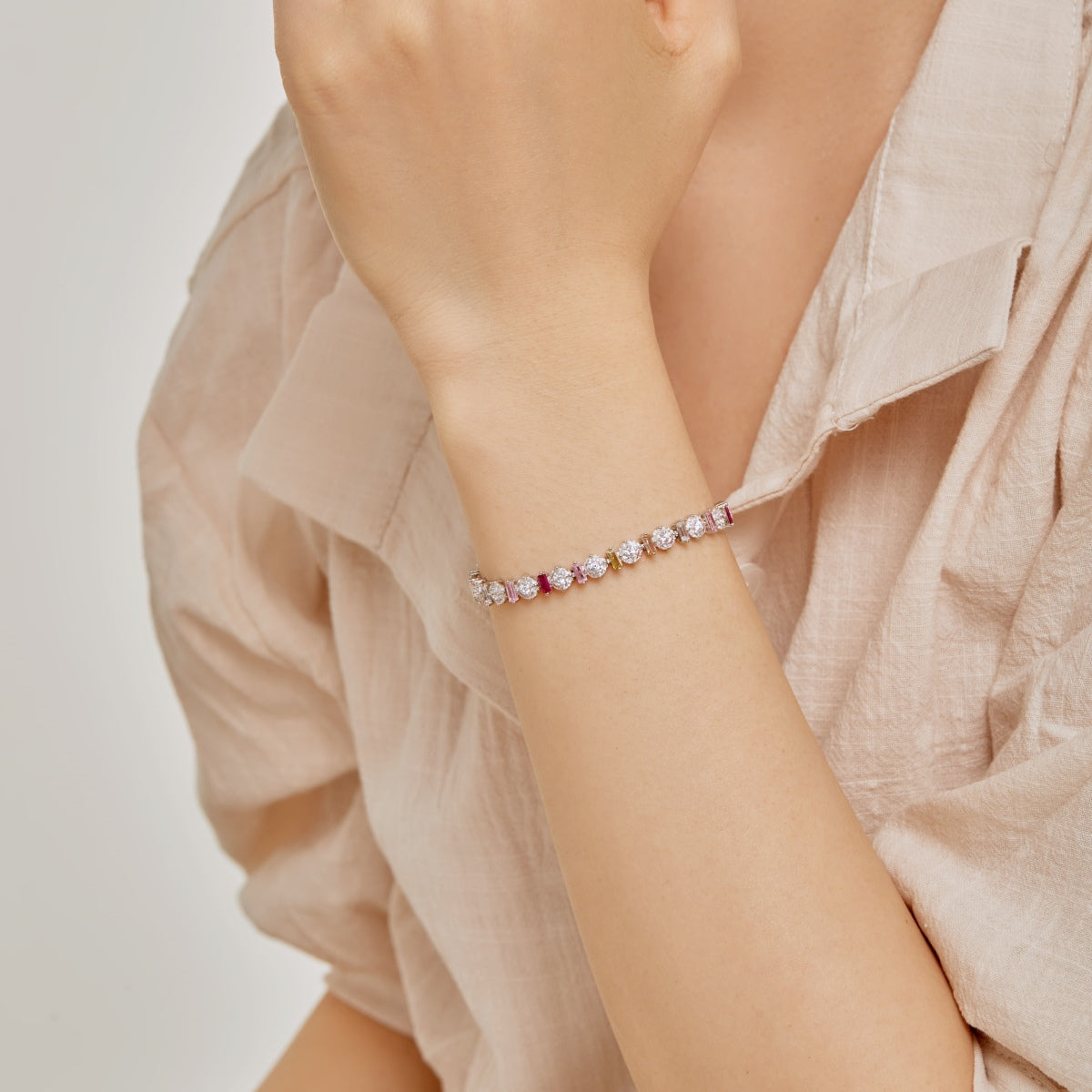 [Love's Uplift]Radiant Colorful Round Shape Daily Bracelet
