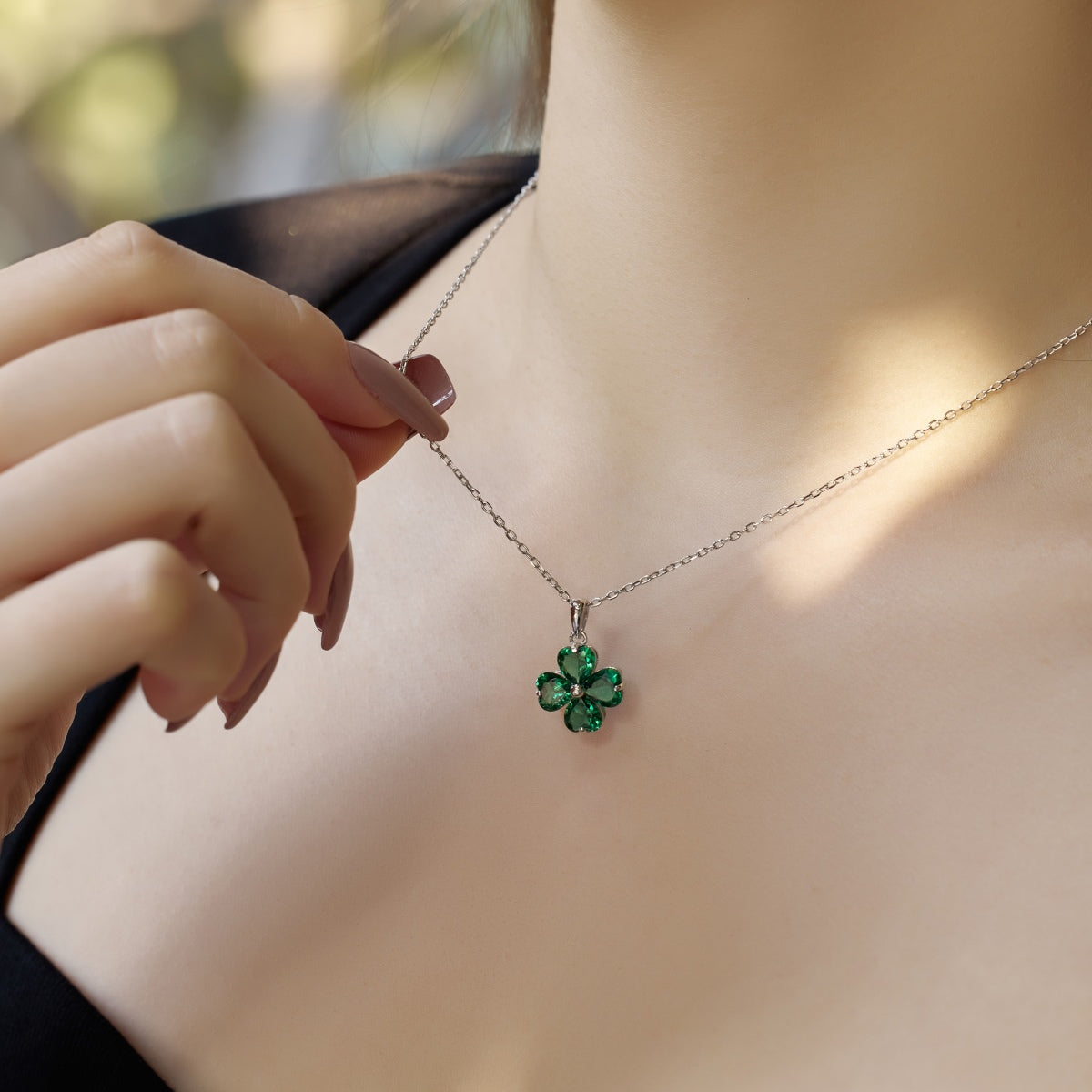 [Love's Uplift]Heart-Shaped Four-Leaf Clover Bead Necklace
