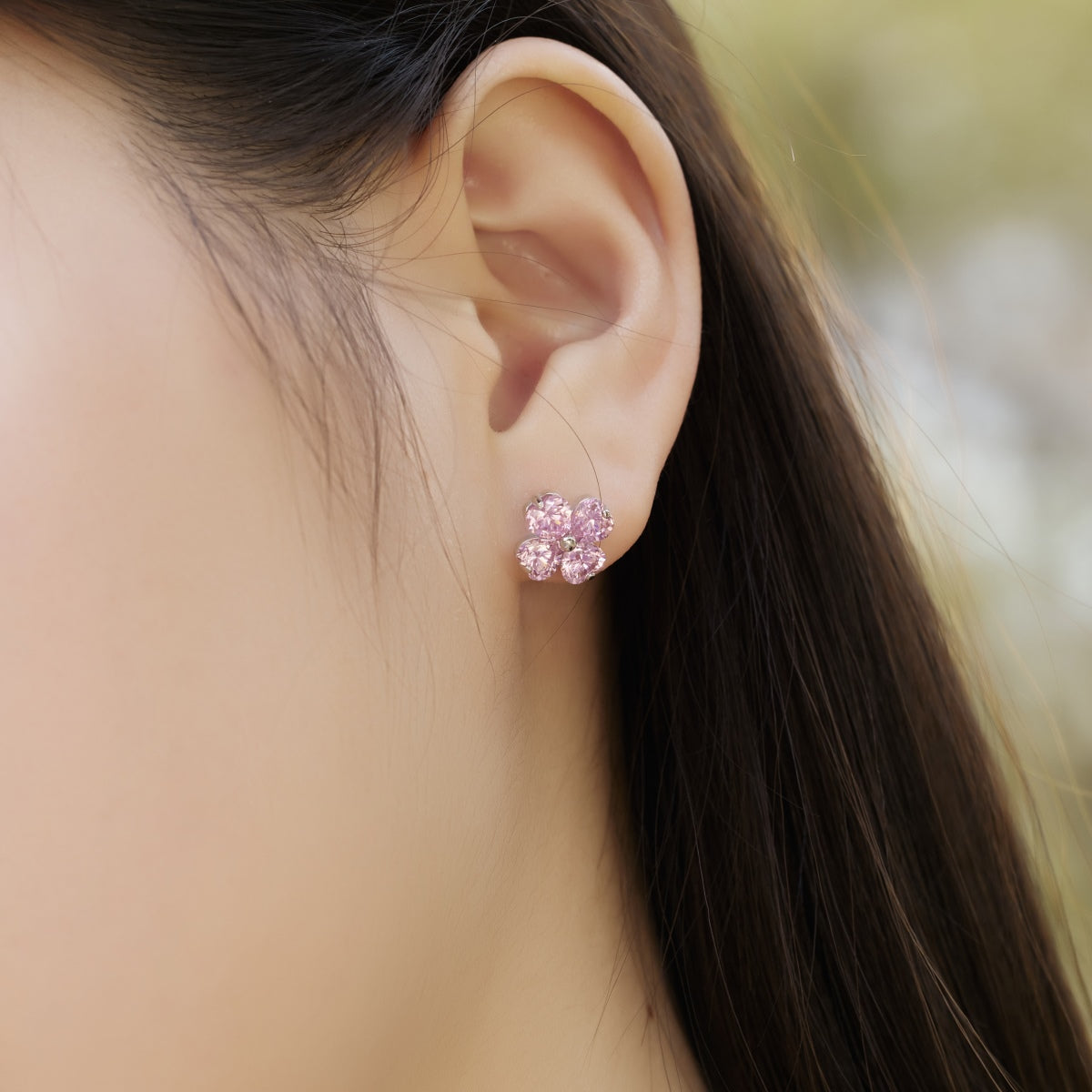 [Love's Uplift]Four-Leaf Clover Ball Earrings