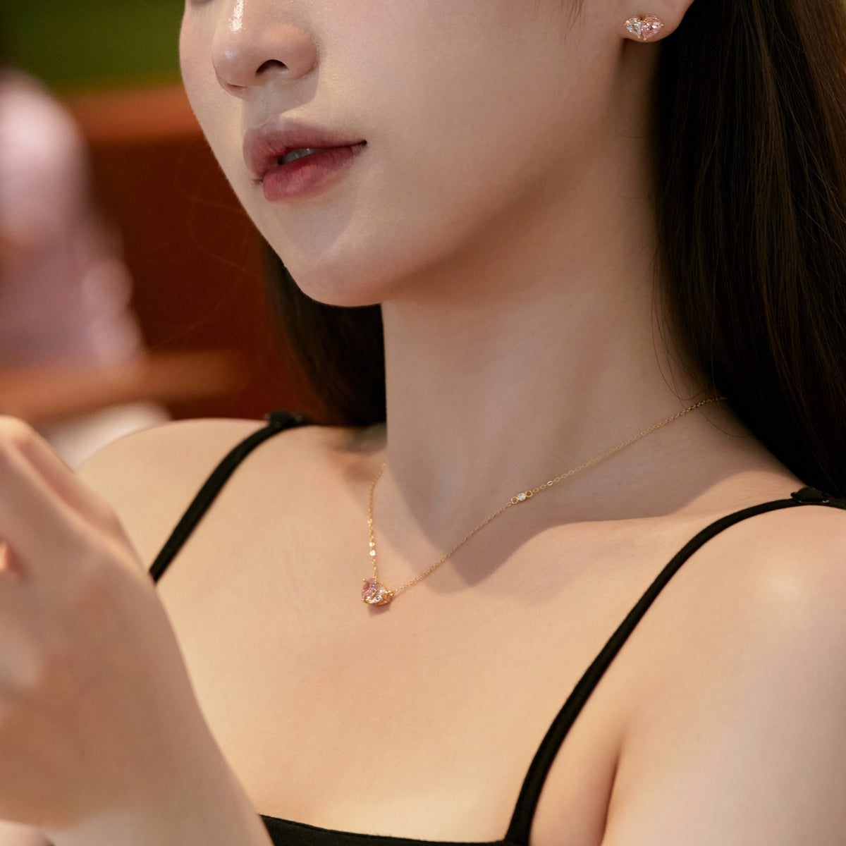 [Love's Uplift]Dazzling Elegant Heart Cut Lover Earrings