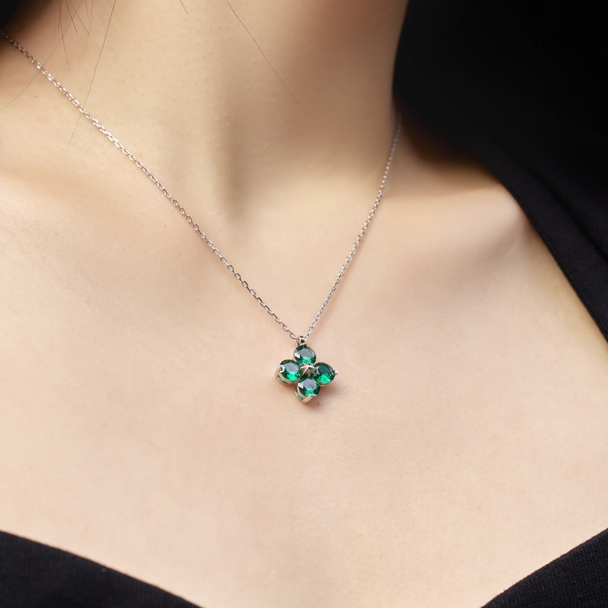 [Love's Uplift]Four-Leaf Clover And Eight-Pointed Star Necklace