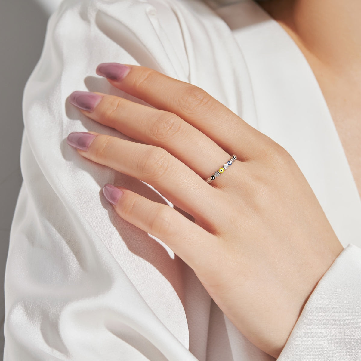 [Love's Uplift]Sparkling Vibrant Round Shape Daily Ring