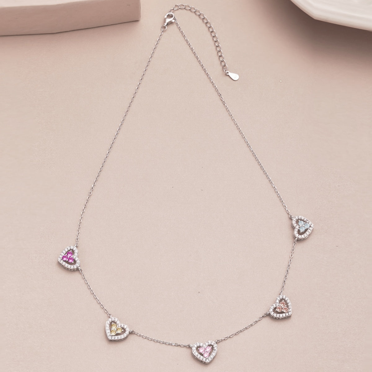 [Love's Uplift]Sparkling Five Heart Necklace