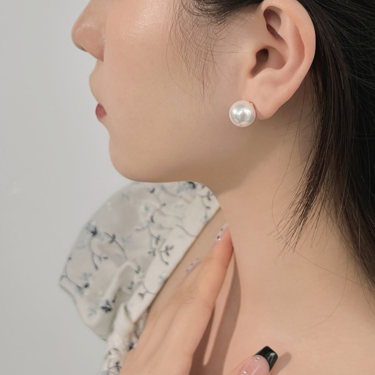 [Love's Uplift]Delicate Pearl Earrings