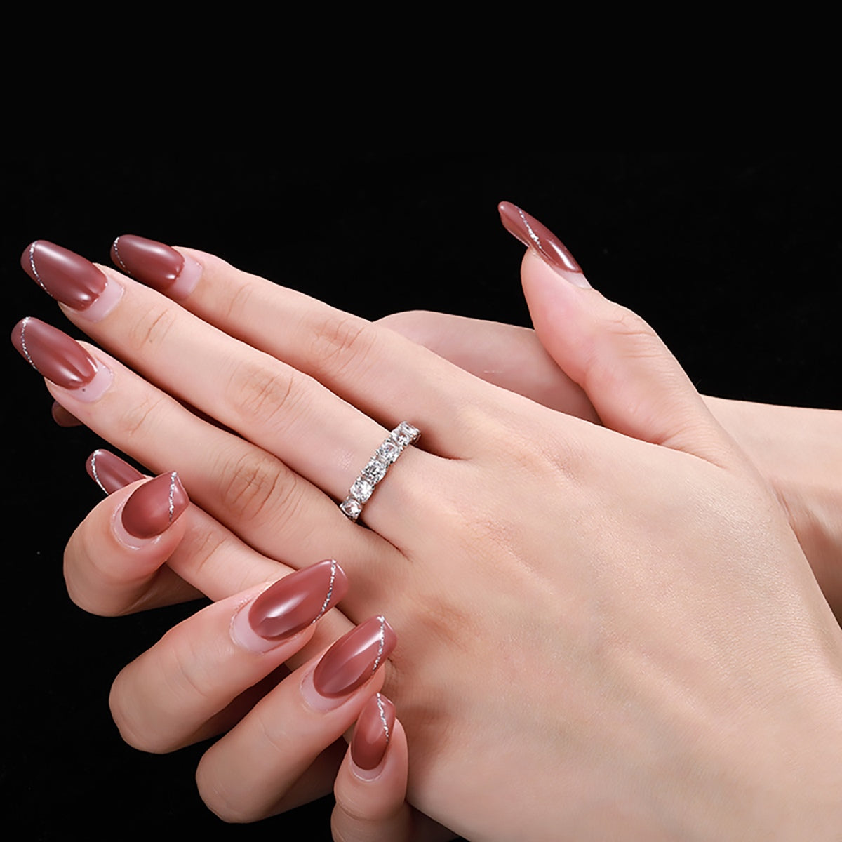 [Love's Uplift]Eternity Round Cut Tennis Ring
