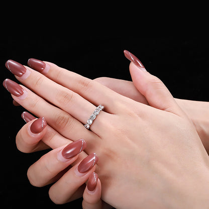 [Love's Uplift]Eternity Round Cut Tennis Ring