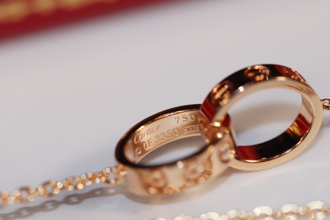 [Love's Uplift]LOVE NECKLACE PINK GOLD AND SILVER