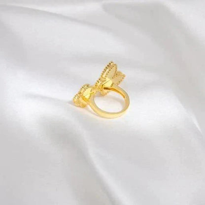 [Love's Uplift]LUCKY BETWEEN THE FINGER RING
