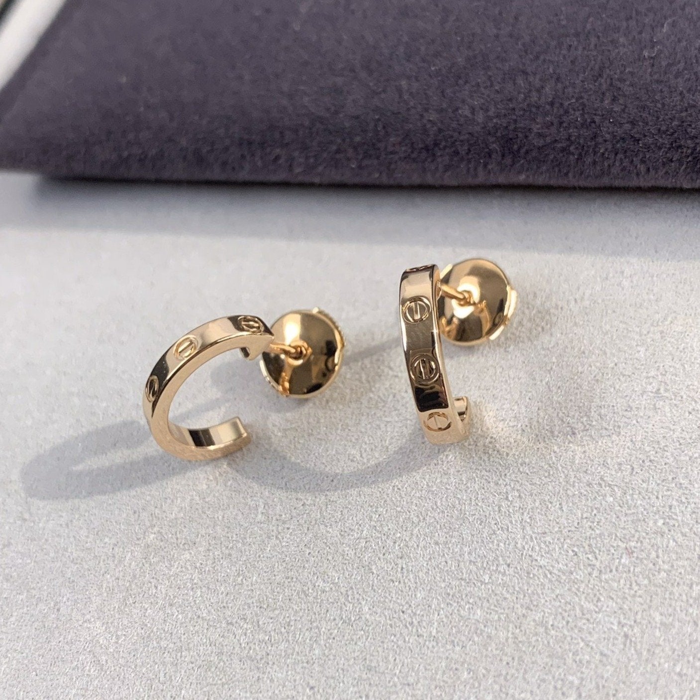 [Love's Uplift]LOVE EARRINGS 2.65MM PINK GOLD