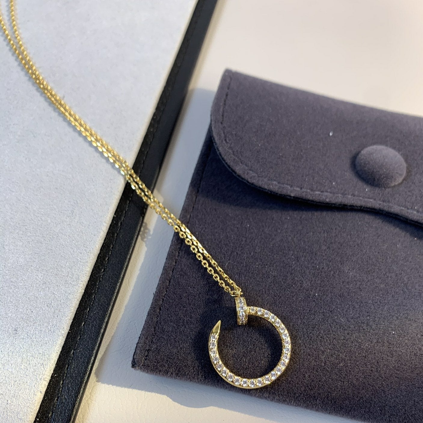 [Love's Uplift]JUSTE NECKLACE GOLD DIAMONDS