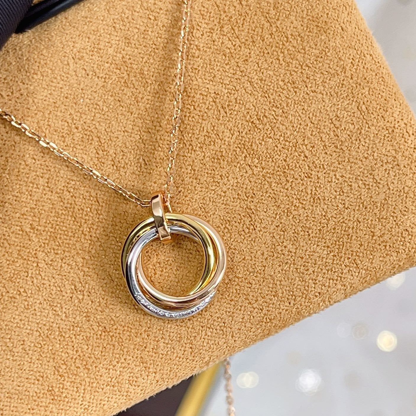 [Love's Uplift]TRINITY NECKLACE SILVER GOLD PINK GOLD DIAMONDS