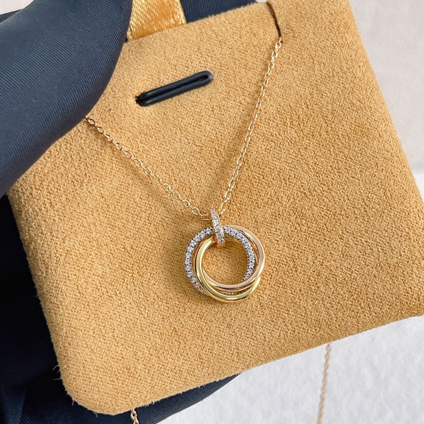 [Love's Uplift]TRINITY NECKLACE SILVER GOLD PINK GOLD DIAMONDS