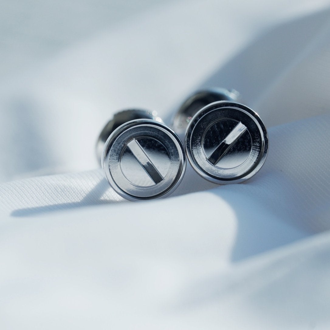[Love's Uplift]LOVE EARRINGS SILVER 10MM