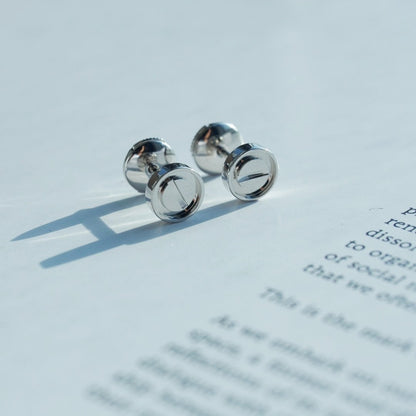[Love's Uplift]LOVE EARRINGS SILVER 10MM