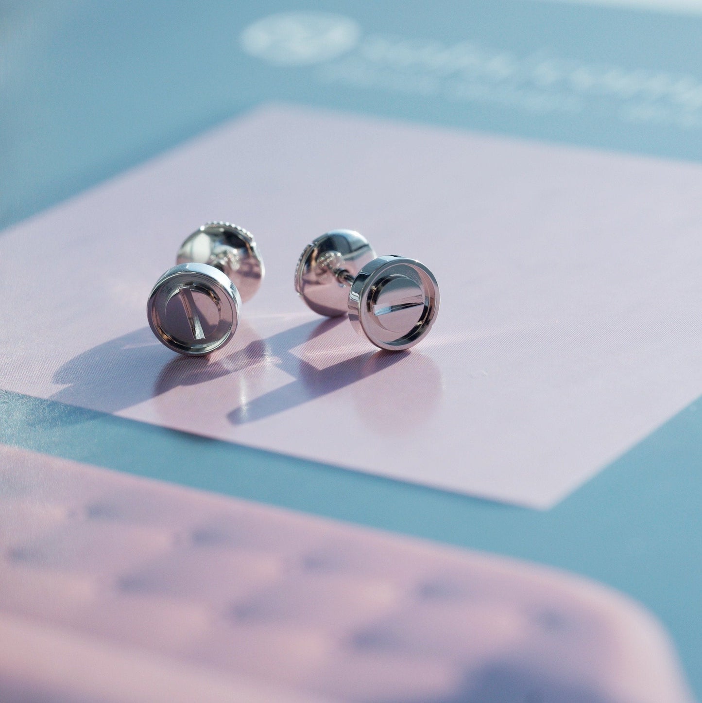 [Love's Uplift]LOVE EARRINGS SILVER 10MM