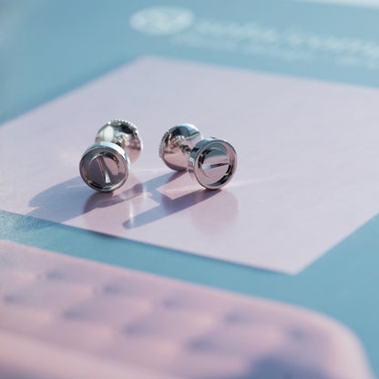 [Love's Uplift]LOVE EARRINGS SILVER 10MM