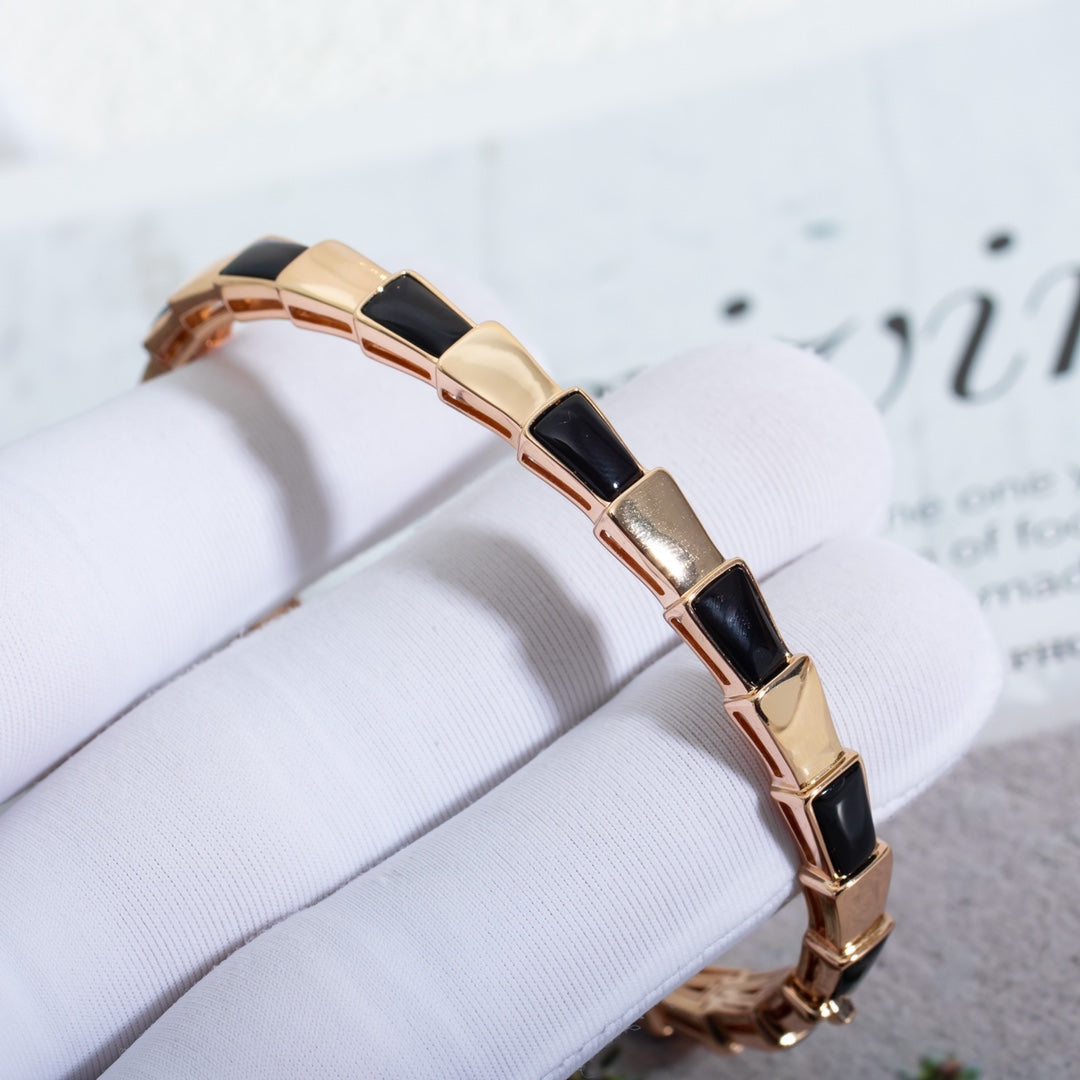 [Love's Uplift]SERPENTI BRACELET PINK GOLD ONYX