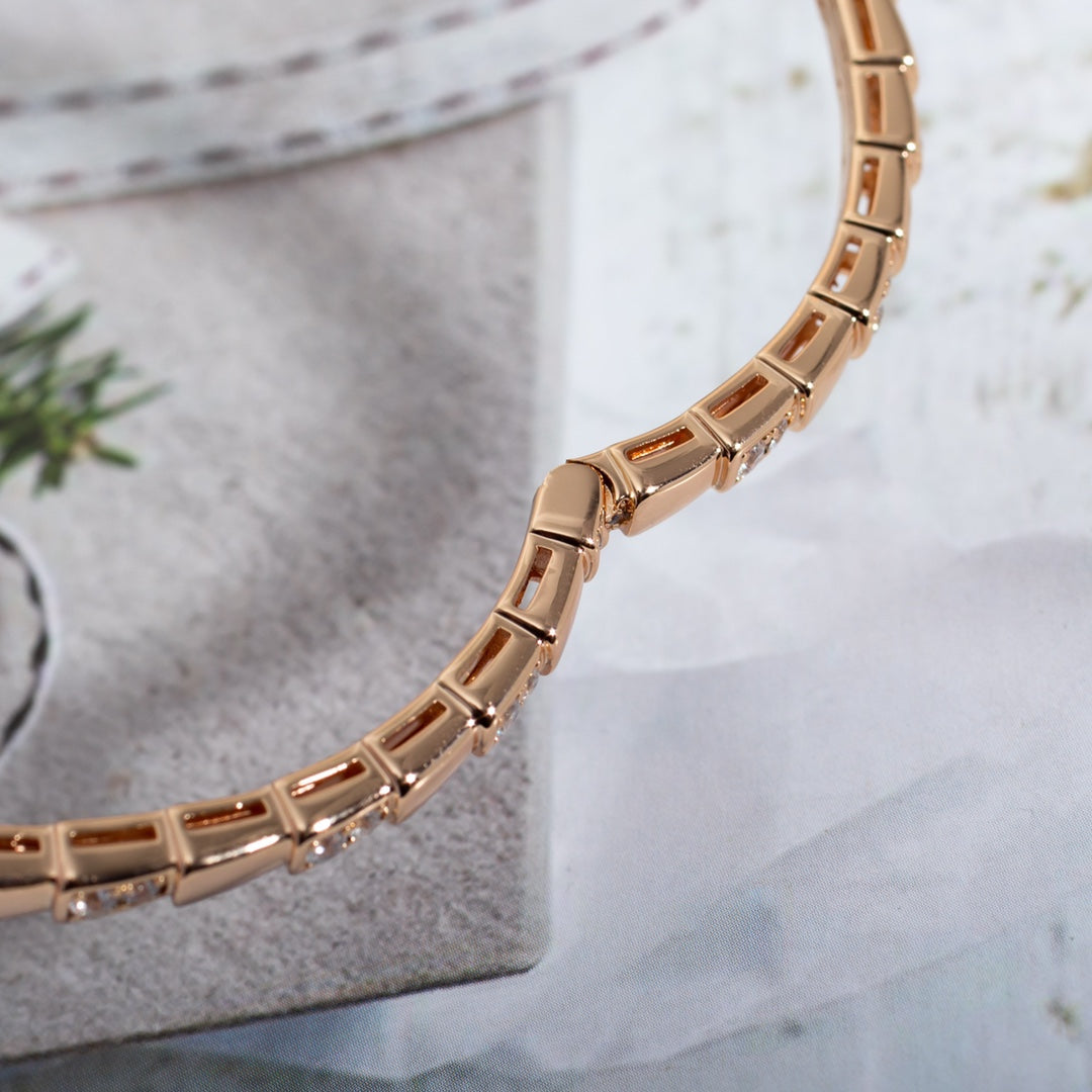 [Love's Uplift]SERPENTI BRACELET PINK GOLD DIAMOND