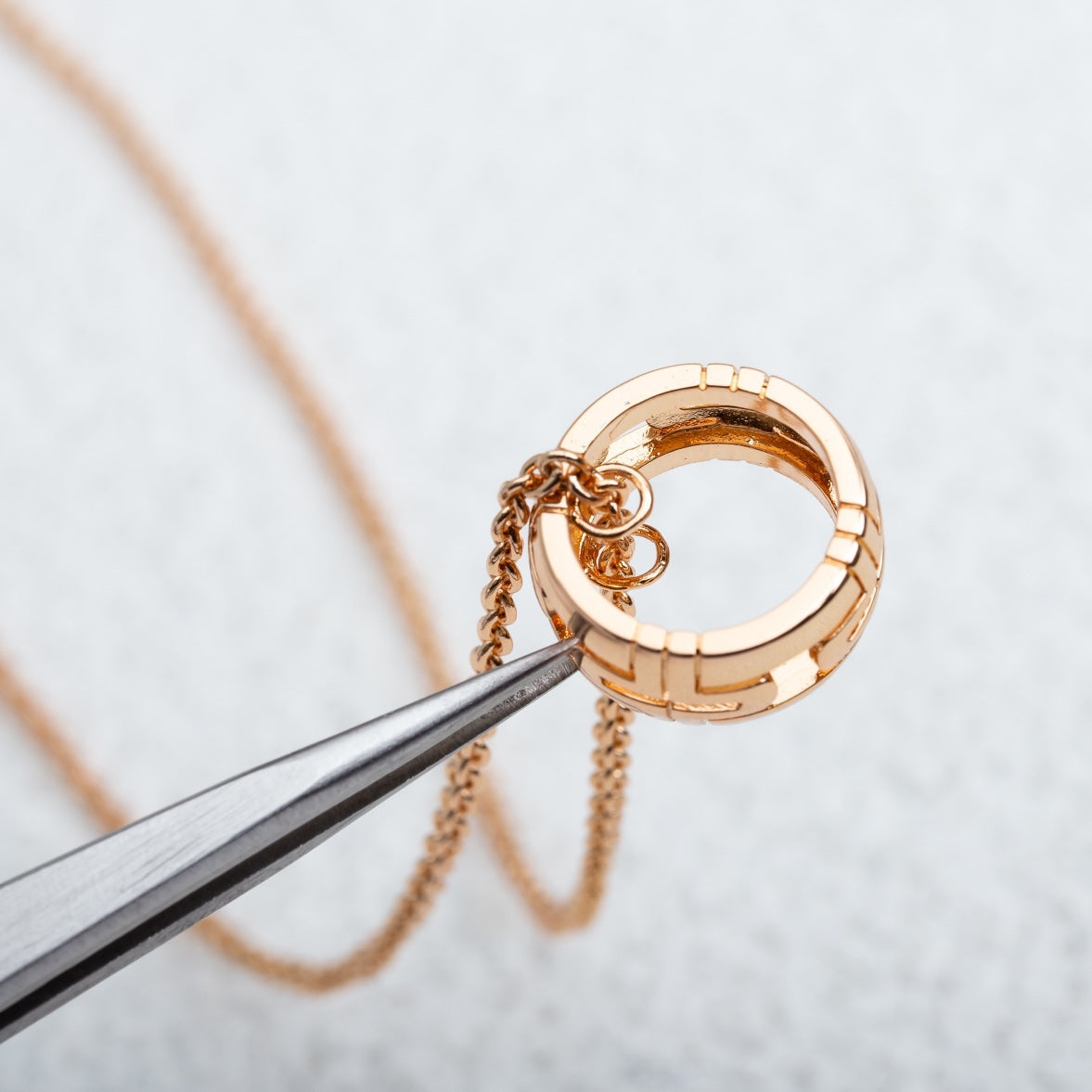 [Love's Uplift]PARENTESI NECKLACE PINK GOLD