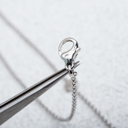 [Love's Uplift]PARENTESI NECKLACE SILVER