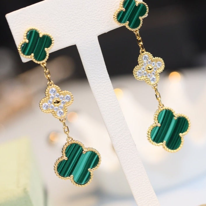 [Love's Uplift]CLOVER EARRINGS GOLD MALACHITE DIAMOND 3 MOTIF