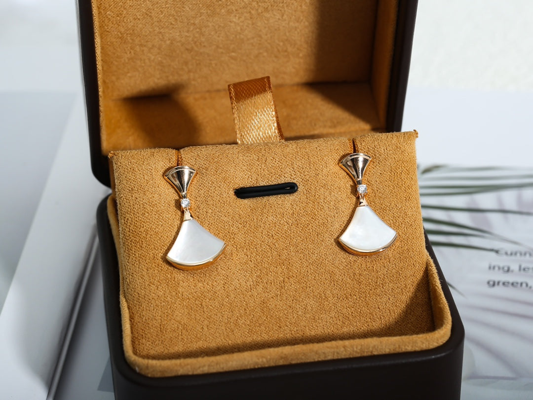 [Love's Uplift]DREAM MOP PINK GOLD EARRINGS