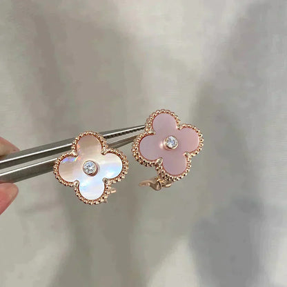 [Love's Uplift]CLOVER MEDIUM 1 MOTIFS  PINK MOP DIAMOND EARRINGS