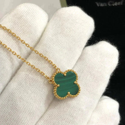 [Love's Uplift]CLOVER 15MM MALACHITE SINGLE FLOWER  NECKLACE