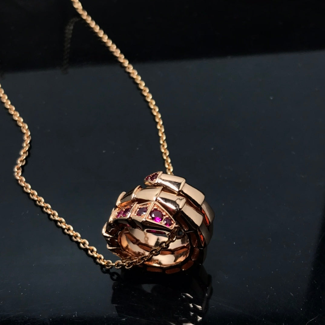 [Love's Uplift]SERPENTI PEDANT NECKLACE