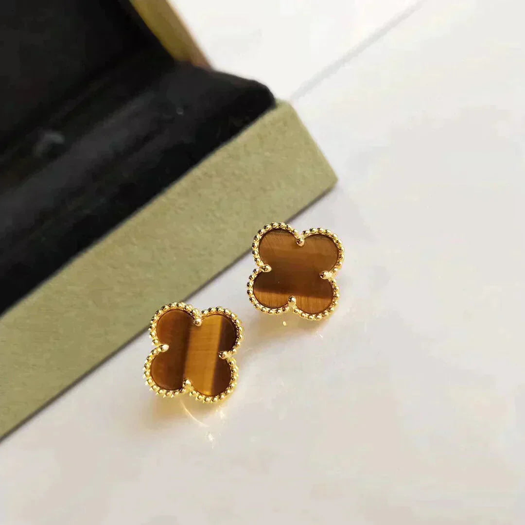 [Love's Uplift]CLOVER MEDIUM 1 MOTIFS TIGER EYE EARRINGS
