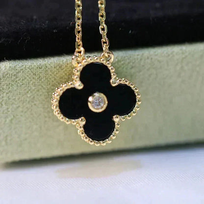 [Love's Uplift]CLOVER 15MM DIAMOND ONYX NECKLACE