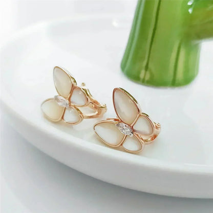 [Love's Uplift]BUTTERFLY MOP DIAMOND EARRINGS