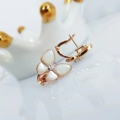 [Love's Uplift]BUTTERFLY MOP DIAMOND EARRINGS