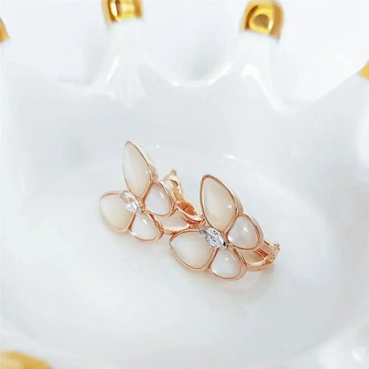 [Love's Uplift]BUTTERFLY MOP DIAMOND EARRINGS