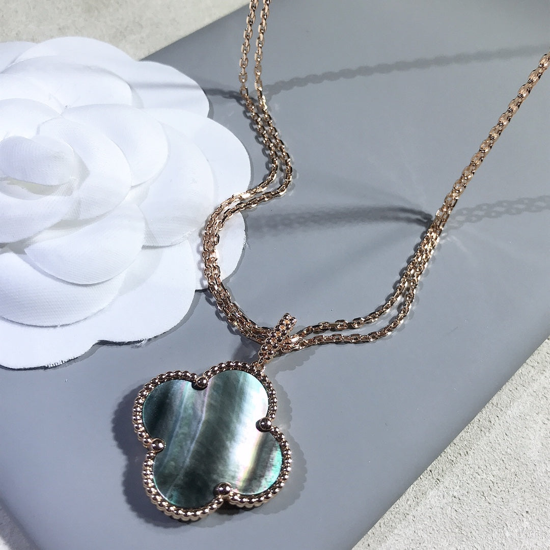 [Love's Uplift]CLOVER 25MM GOLD DARK MOP BIG CLOVER NECKLACE