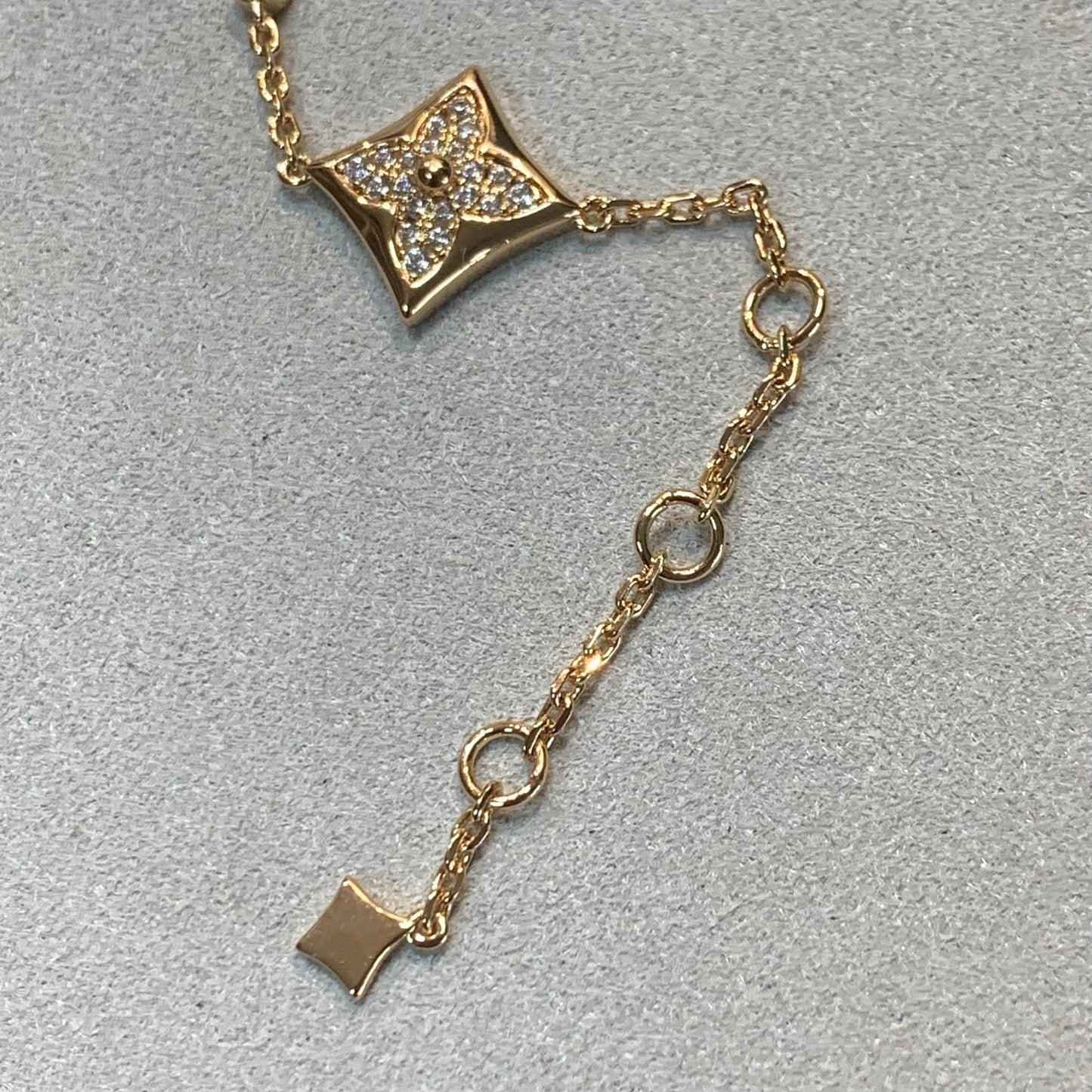 [Love's Uplift]STAR AND SUN 4 MOTIFS GOLD DIAMONDS BRACELET
