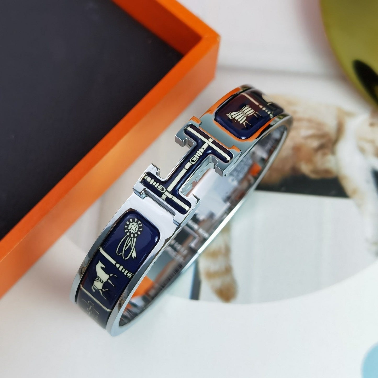 [Love's Uplift]H COUVERTURES DARK BLUE BRACELET