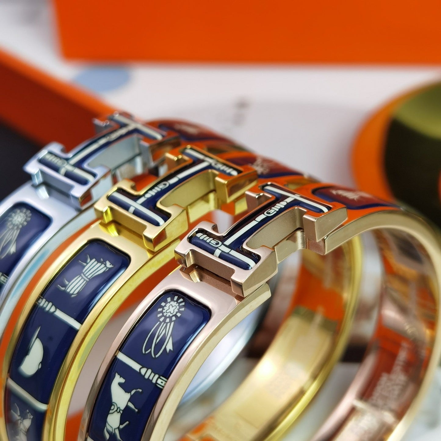 [Love's Uplift]H COUVERTURES DARK BLUE BRACELET