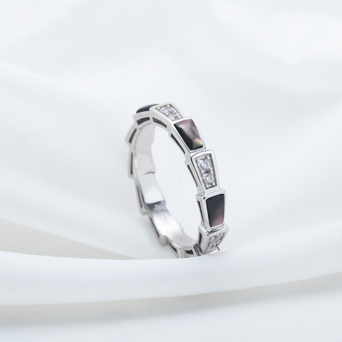 [Love's Uplift]SERPENTI RING SILVER  DIAMOND BLACK MOP 3MM