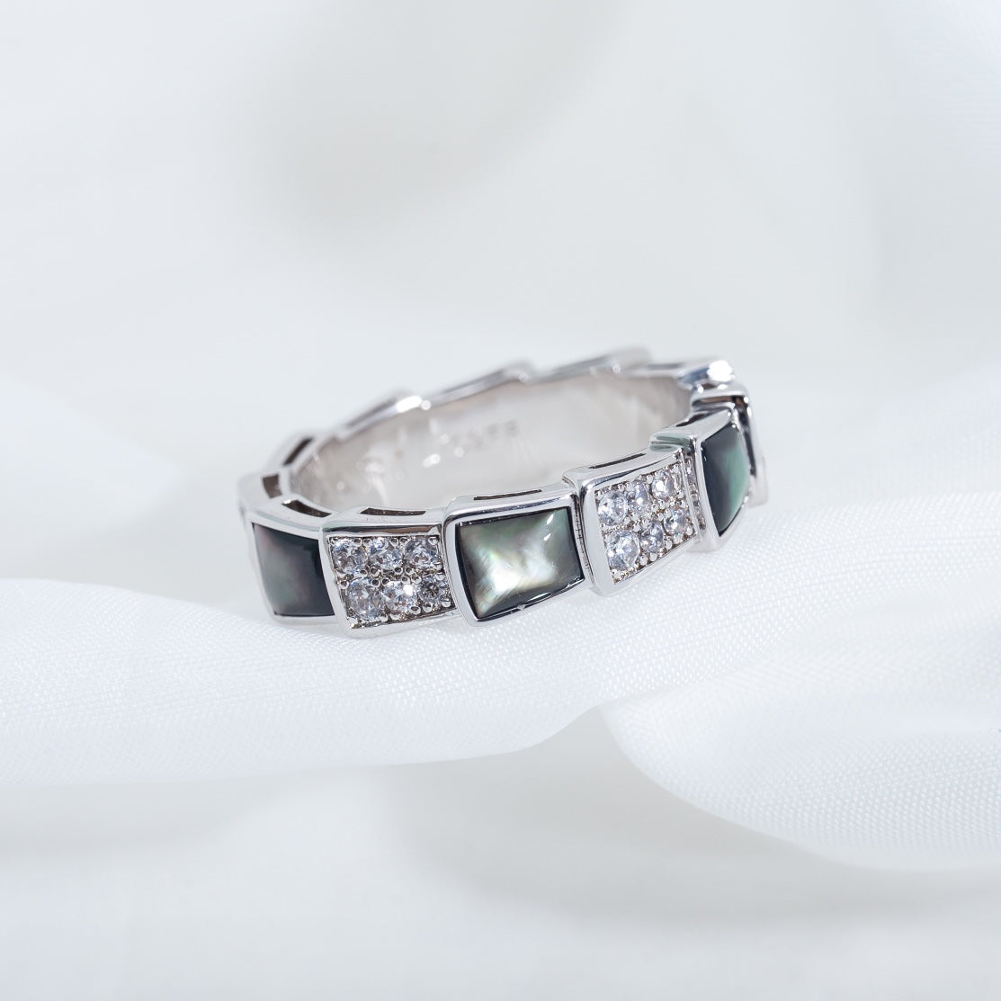 [Love's Uplift]SERPENTI RING SILVER DIAMOND BLACK MOP 4MM