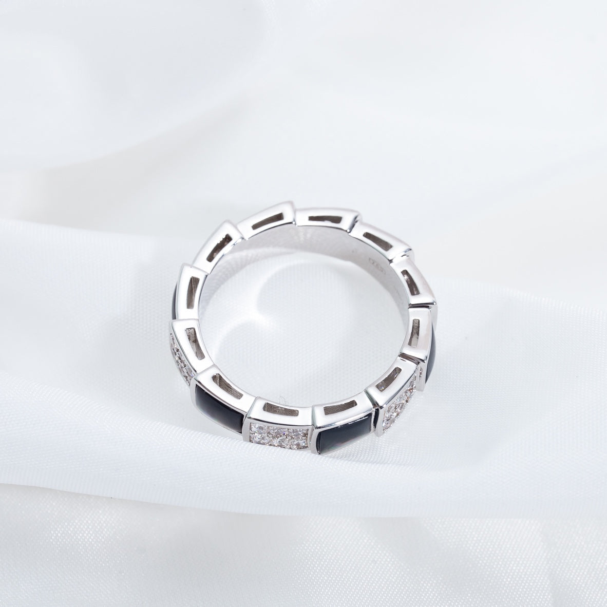 [Love's Uplift]SERPENTI RING SILVER DIAMOND BLACK MOP 4MM