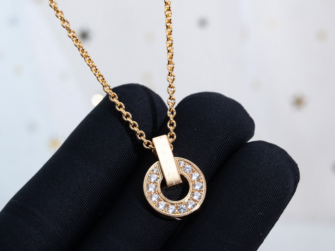 [Love's Uplift]GARI NECKLACE PINK GOLD DIAMOND