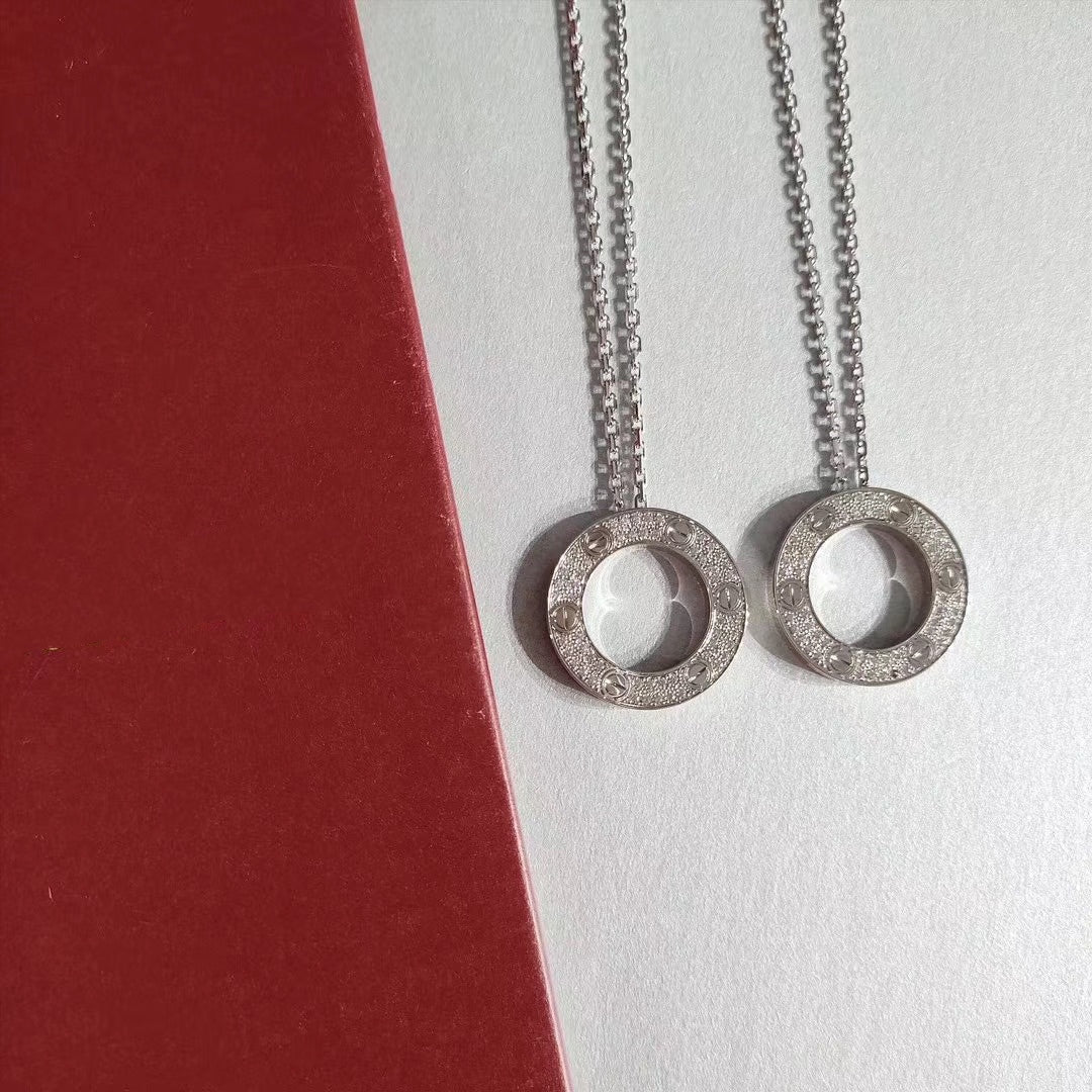 [Love's Uplift]LOVE NECKLACE ADJUSTABLE SILVER
