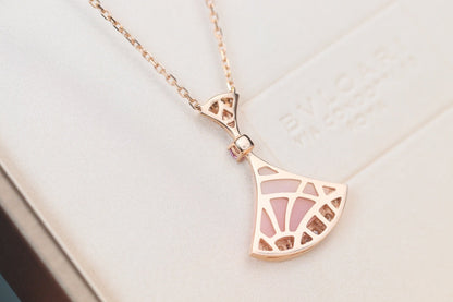 [Love's Uplift]DREAM NECKLACE PINK MOP DIAMOND