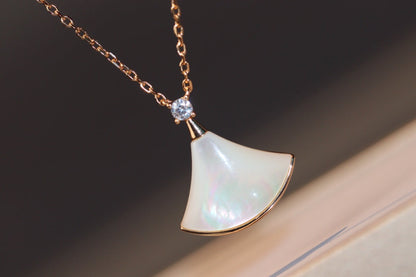 [Love's Uplift]DREAM NECKLACE WHITE MOP PINK GOLD 1 DIAMOND